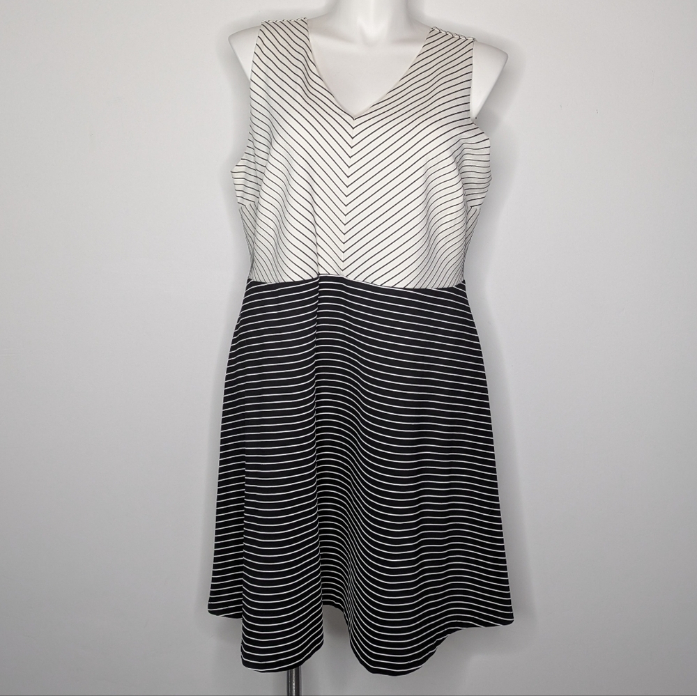Loft Black White Striped Sleeveless V Neck Knee Length Dress 20